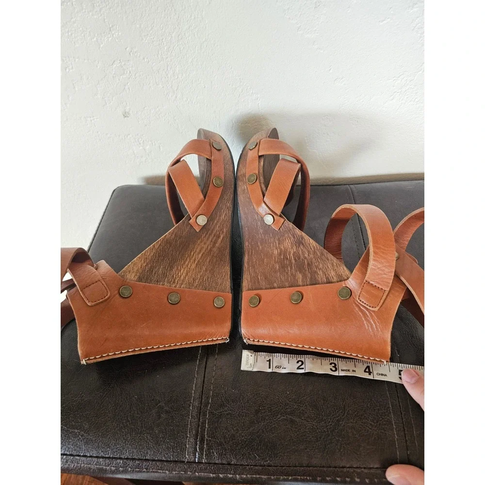 See by Chloe Ancle Wrap RivetLeather Brown Wooden Wedges Sandals sz EU 39 US 8.5